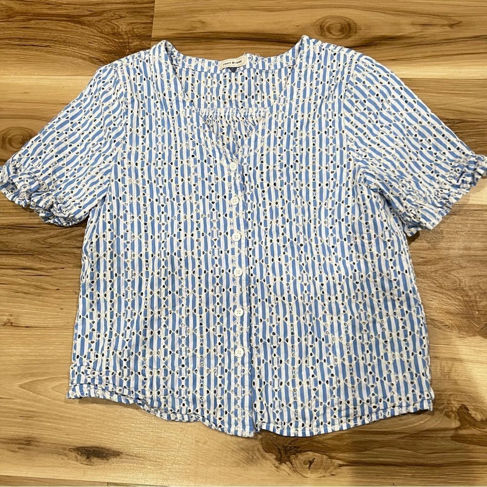 Court & Rowe Blue and White Striped Eyelet Top Women’s Small